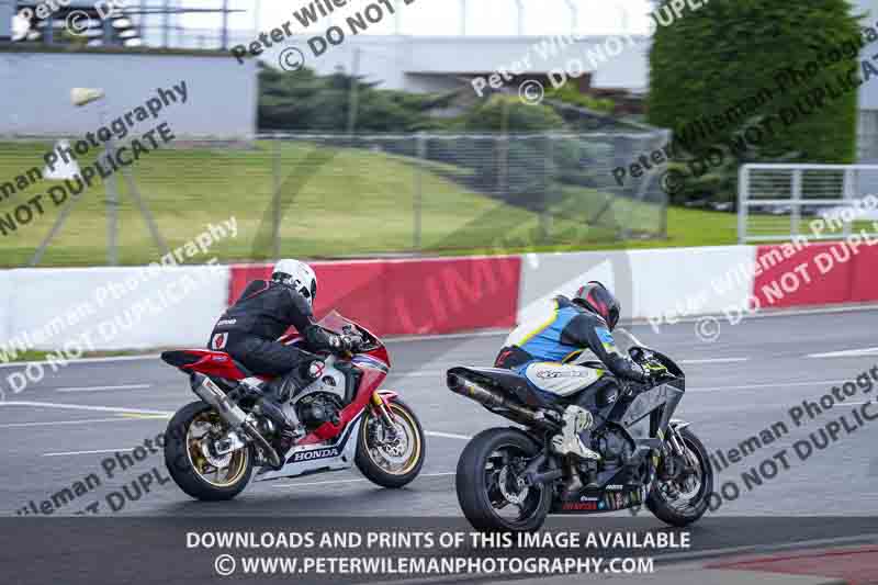 donington no limits trackday;donington park photographs;donington trackday photographs;no limits trackdays;peter wileman photography;trackday digital images;trackday photos